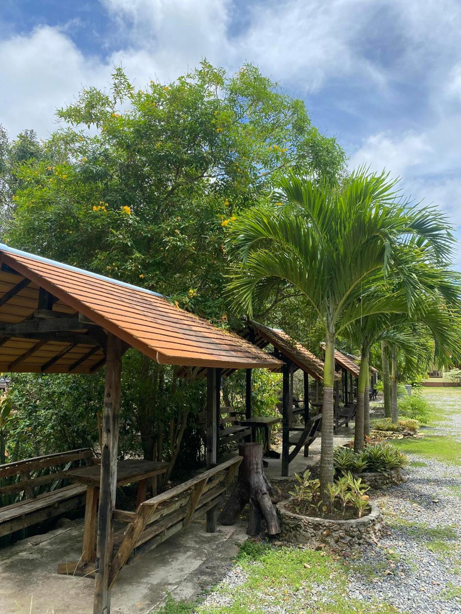 Baanrimklong Bungalow Koh Chang Eksteriør billede